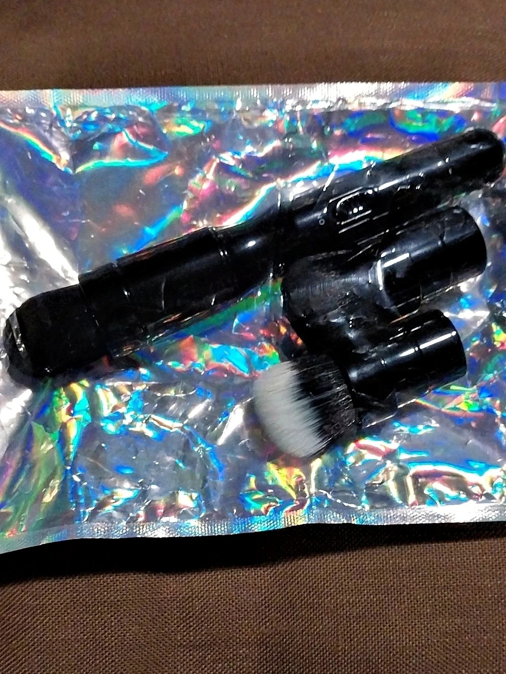 Battery Operated Makeup Brush Set W/3 Interchangeable Brushes   New Unused